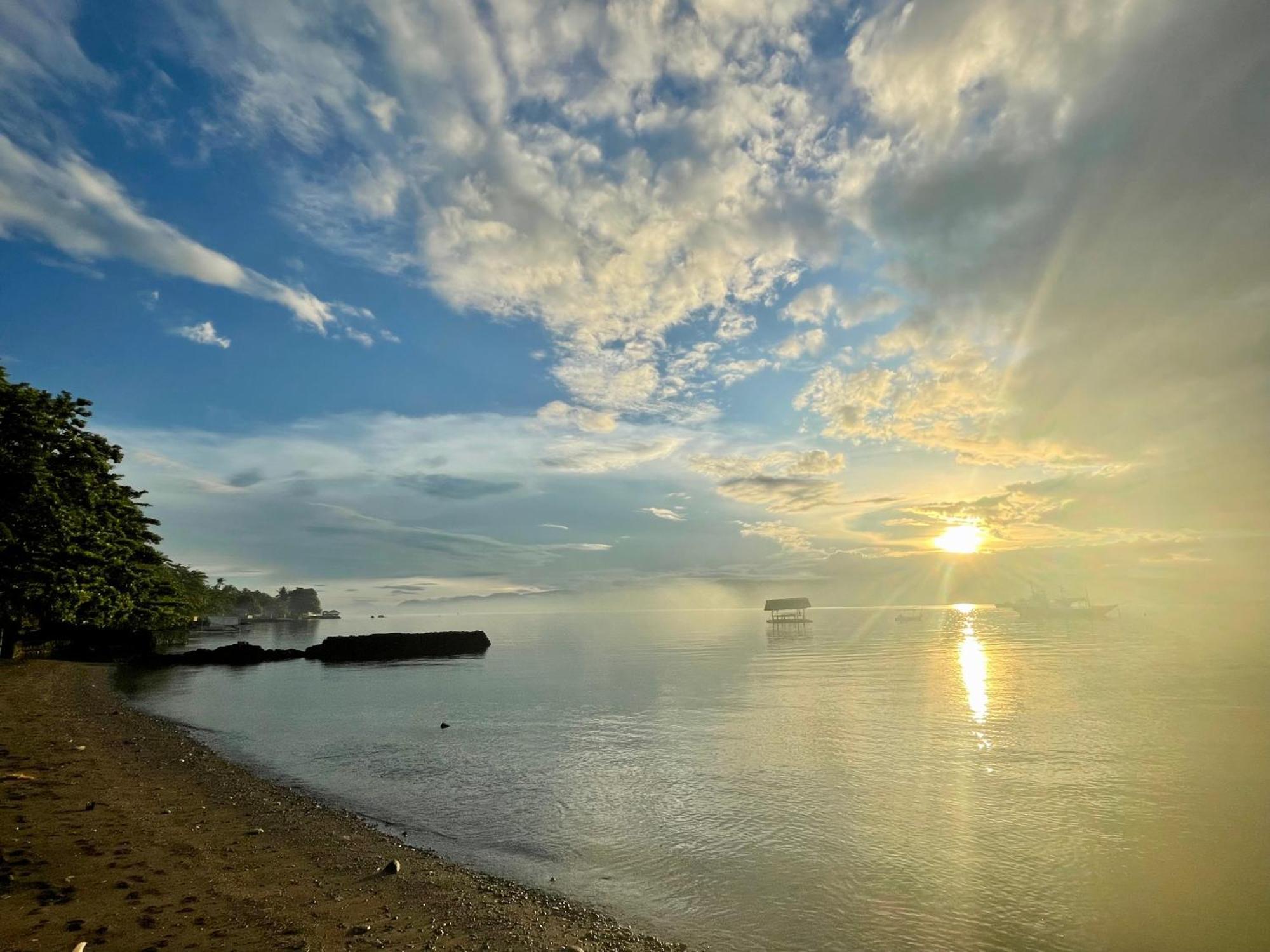 Boochee Beach Tampi Екстериор снимка