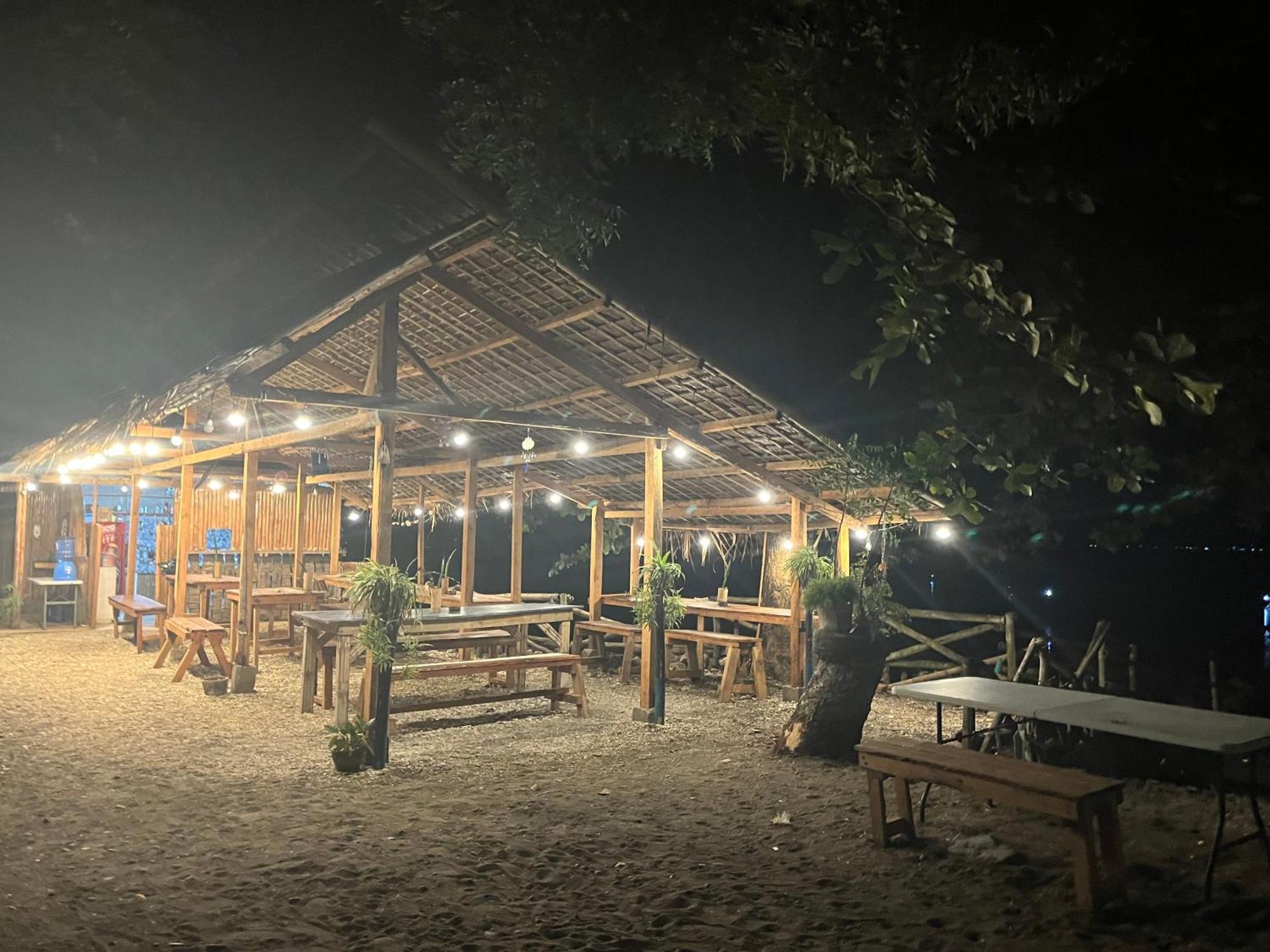 Boochee Beach Tampi Екстериор снимка